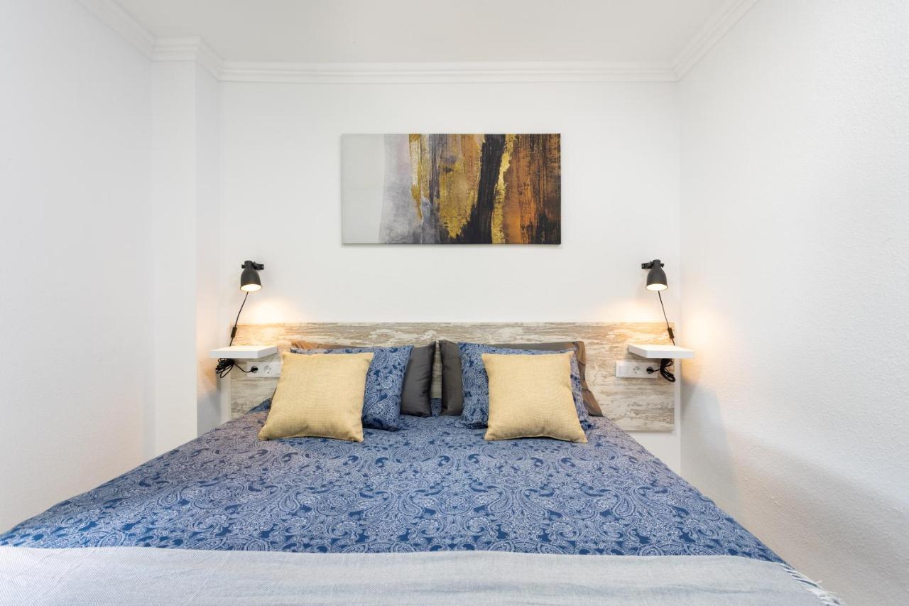 Classbnb - Three Spacious Apartments 150M From The Las Americas Promenade أرونا المظهر الخارجي الصورة
