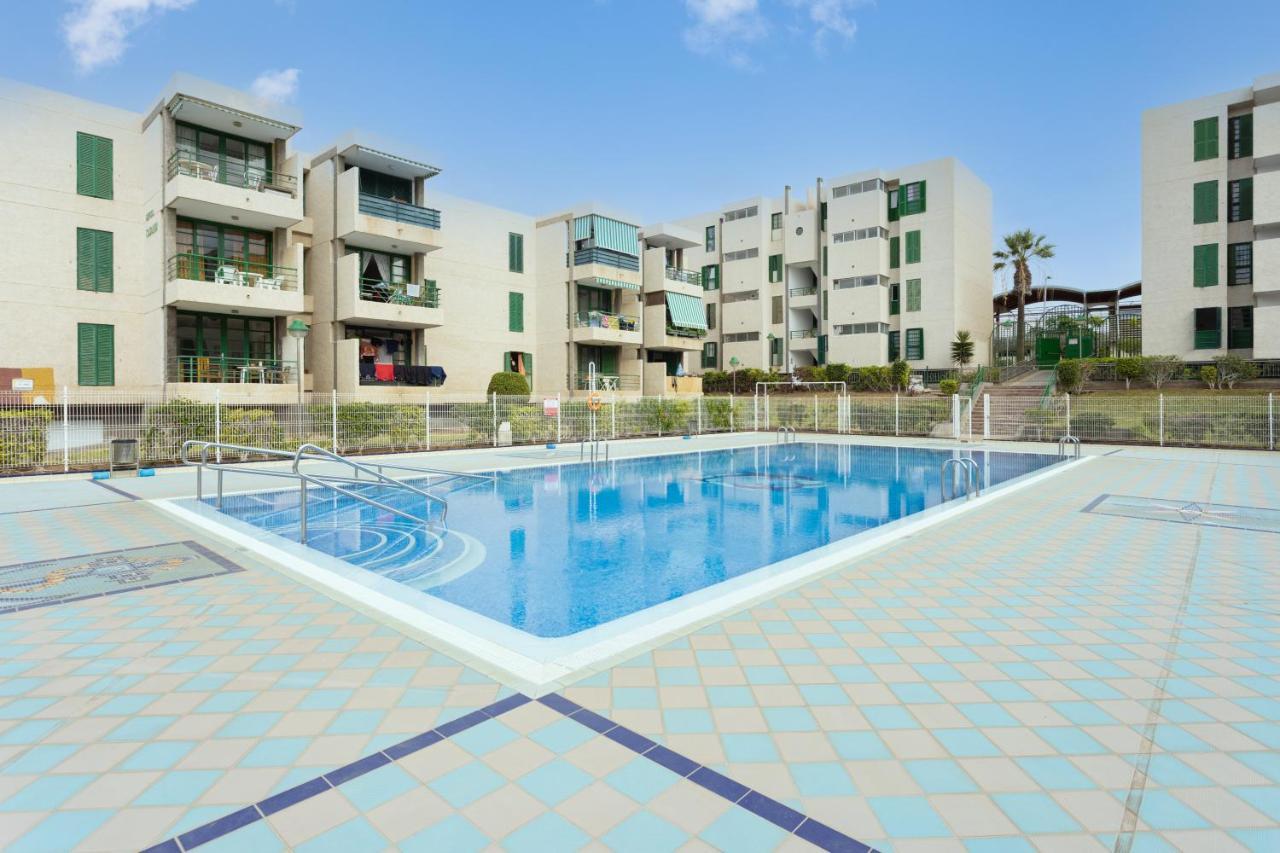 Classbnb - Three Spacious Apartments 150M From The Las Americas Promenade أرونا المظهر الخارجي الصورة
