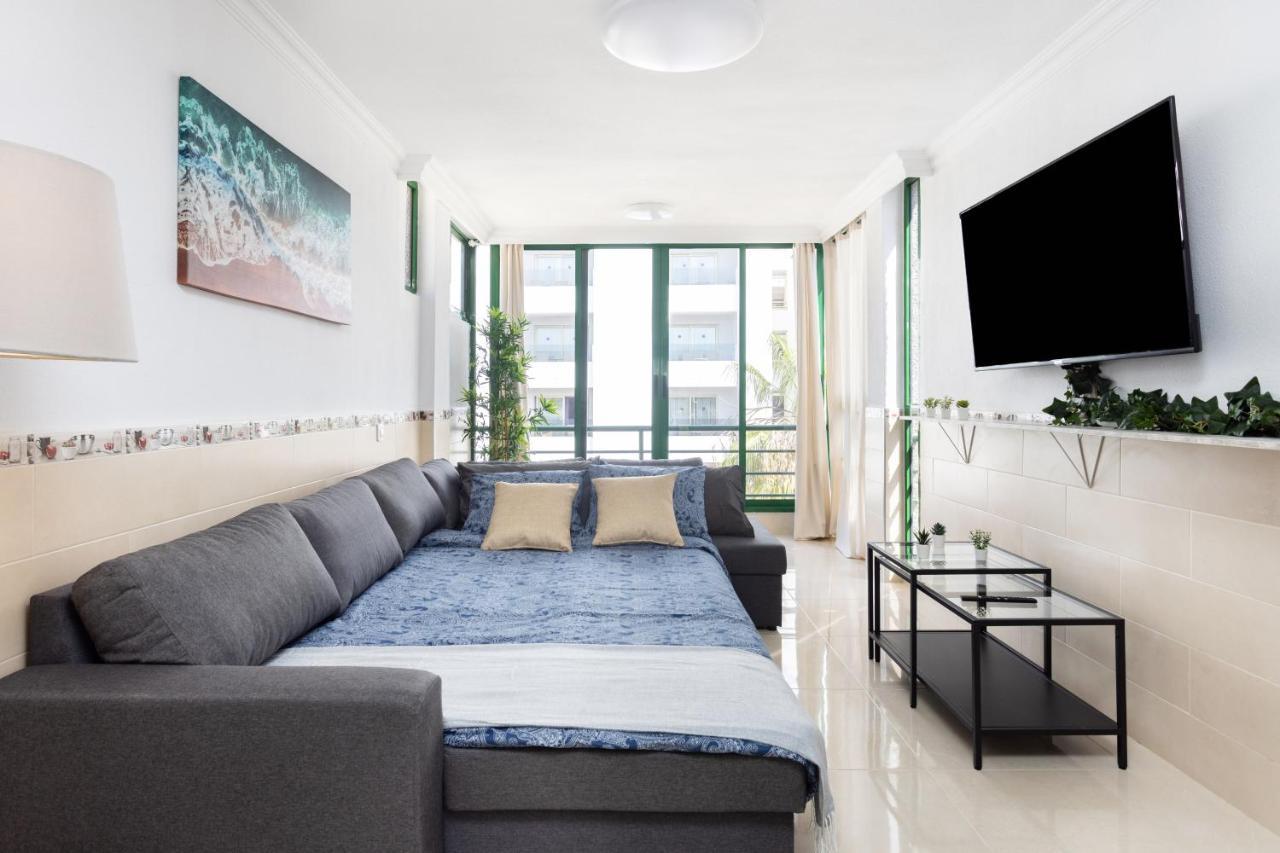 Classbnb - Three Spacious Apartments 150M From The Las Americas Promenade أرونا المظهر الخارجي الصورة