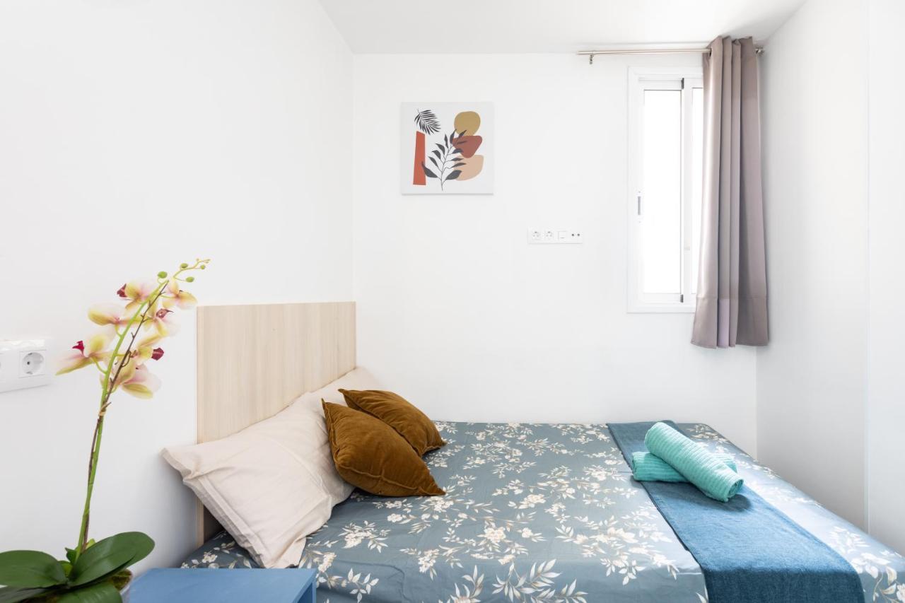Classbnb - Three Spacious Apartments 150M From The Las Americas Promenade أرونا المظهر الخارجي الصورة