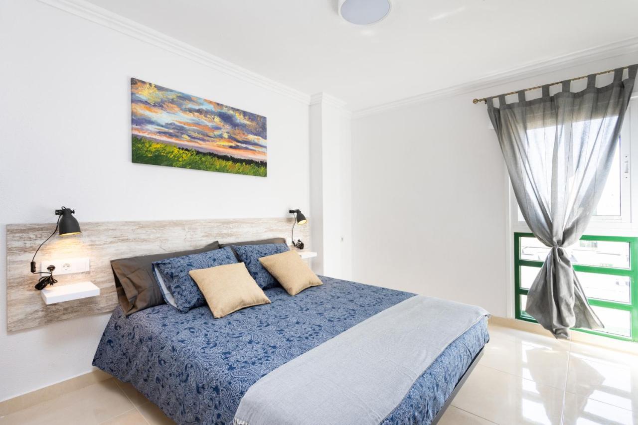 Classbnb - Three Spacious Apartments 150M From The Las Americas Promenade أرونا المظهر الخارجي الصورة