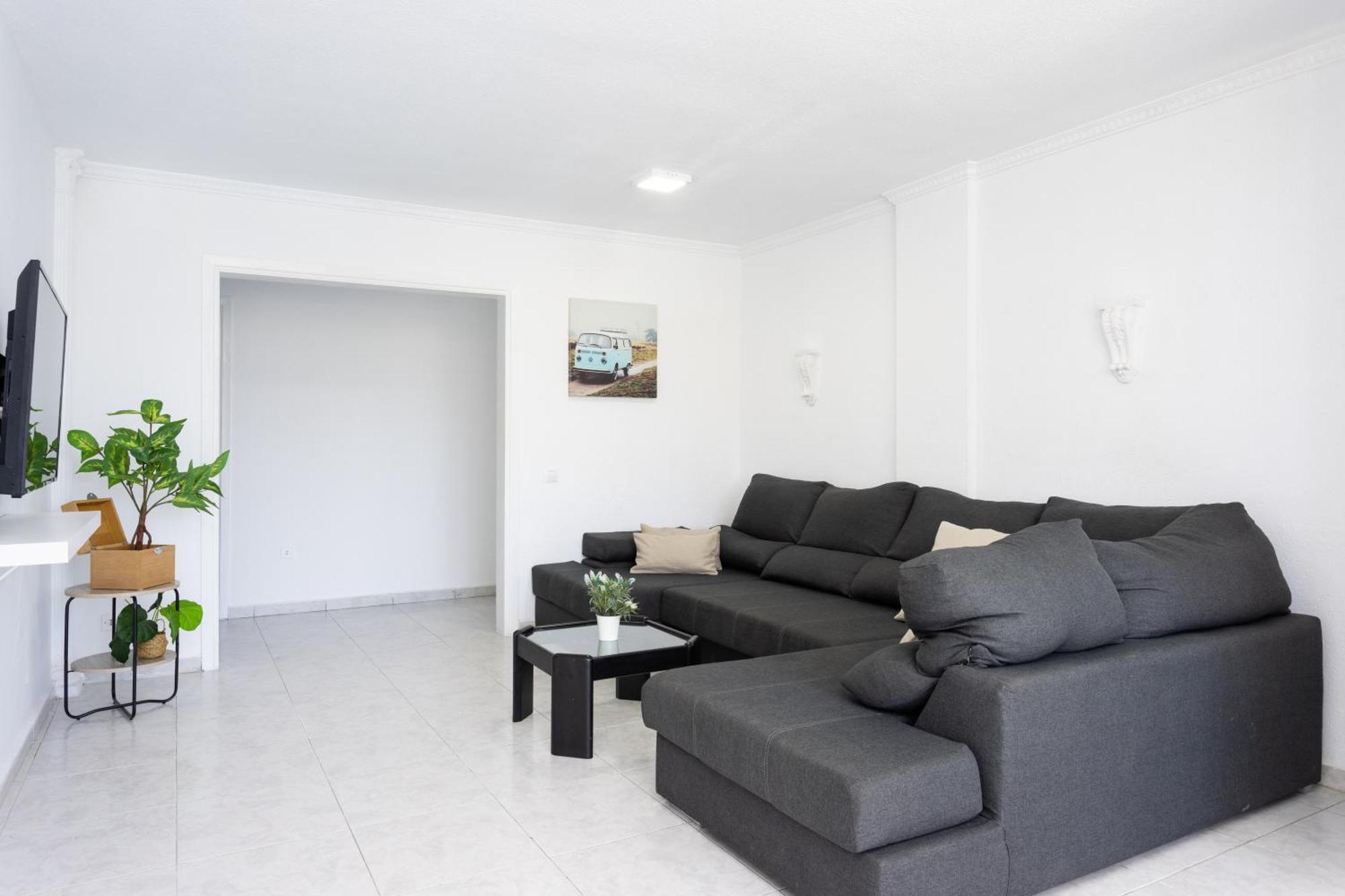Classbnb - Three Spacious Apartments 150M From The Las Americas Promenade أرونا المظهر الخارجي الصورة