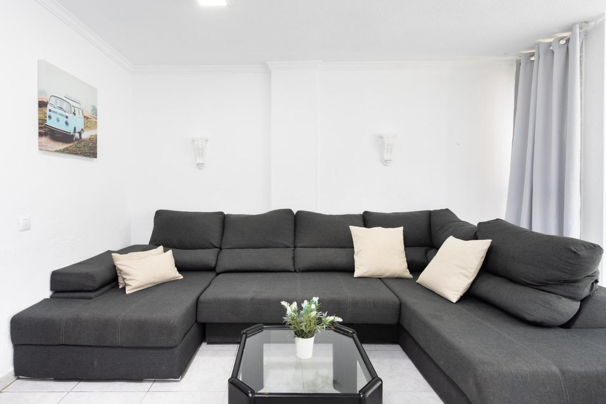 Classbnb - Three Spacious Apartments 150M From The Las Americas Promenade أرونا المظهر الخارجي الصورة
